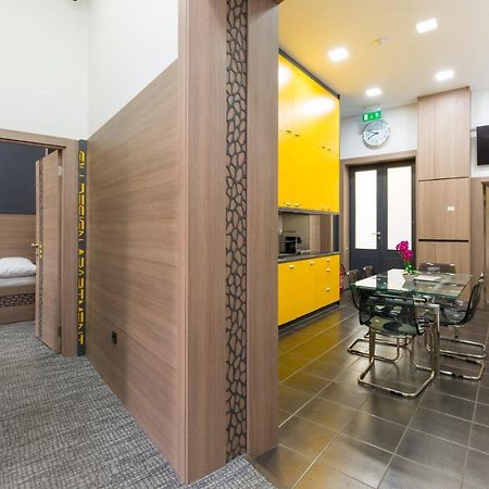 E14 Design Hostel Будапеща Екстериор снимка