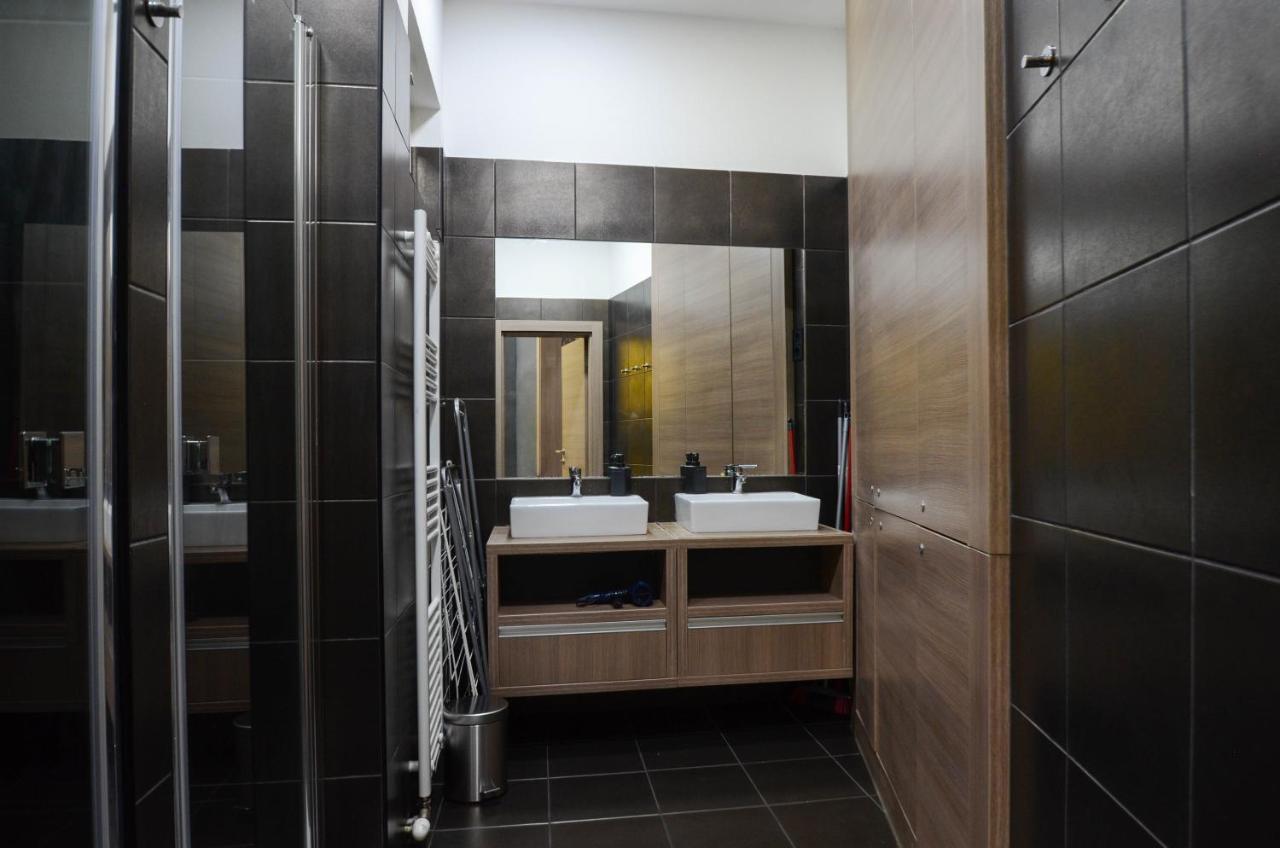 E14 Design Hostel Будапеща Екстериор снимка