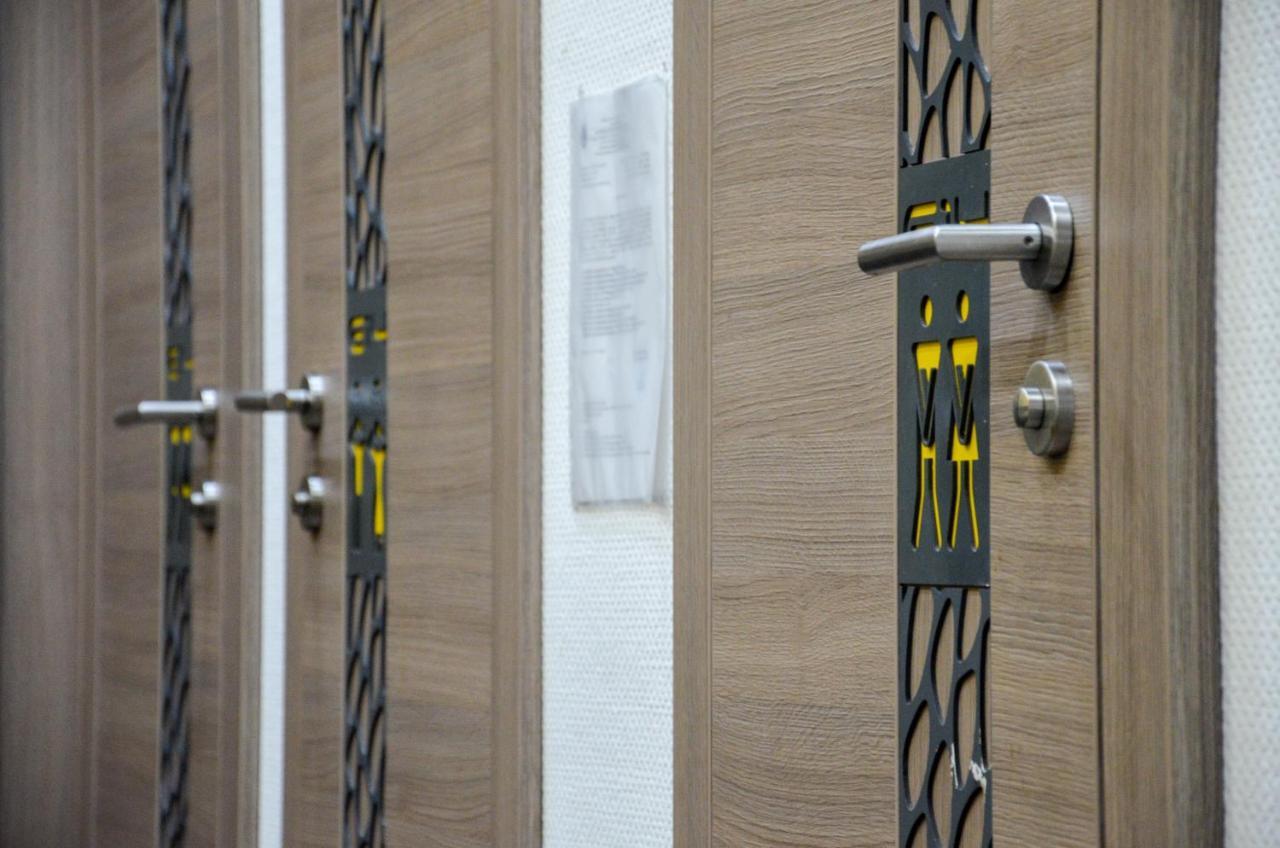 E14 Design Hostel Будапеща Екстериор снимка