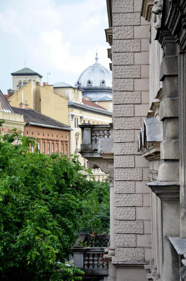 E14 Design Hostel Будапеща Екстериор снимка