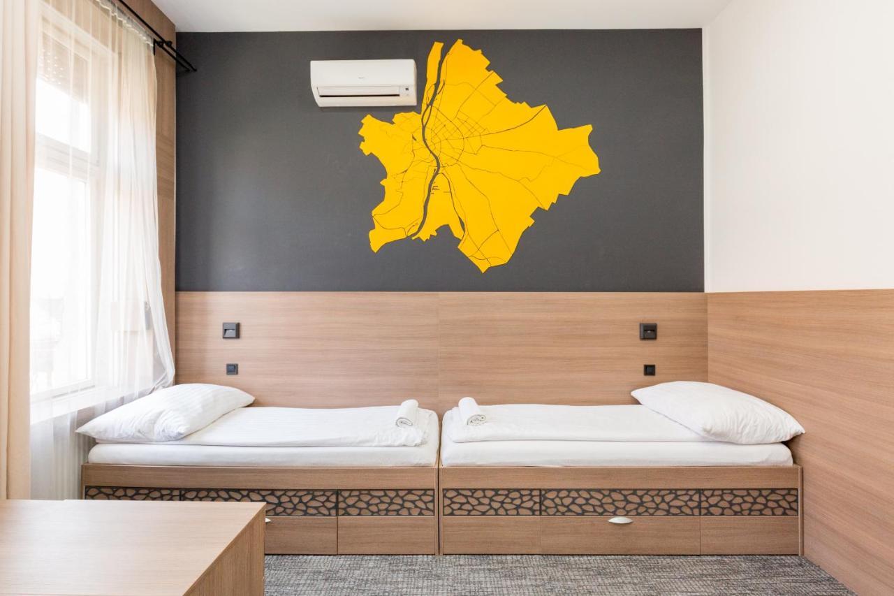E14 Design Hostel Будапеща Екстериор снимка